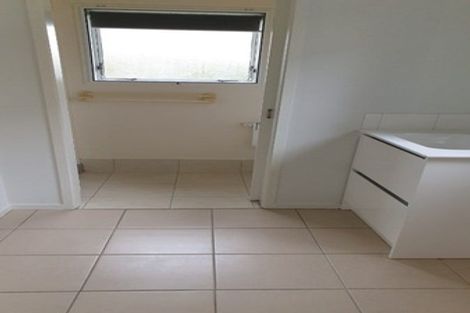 Photo of property in 41 Cockayne Crescent, Sunnynook, Auckland, 0620