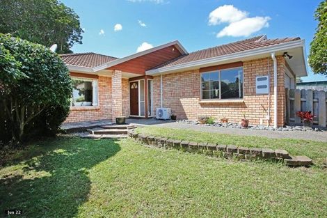 Photo of property in 35a Youngs Road, Papakura, 2110