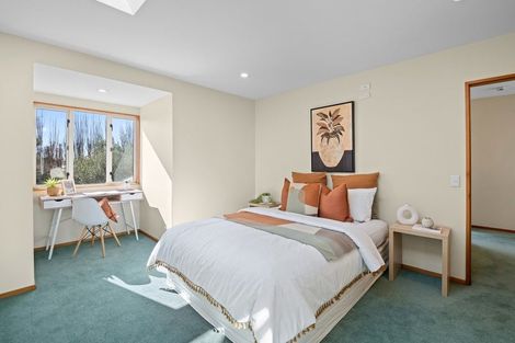 Photo of property in 32a Sawyers Arms Road, Northcote, Christchurch, 8052