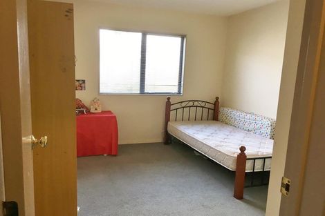 Photo of property in 39 Rakich Place, Henderson, Auckland, 0612