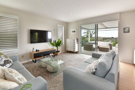 Photo of property in 1211 Whangaparaoa Road, Gulf Harbour, Whangaparaoa, 0930