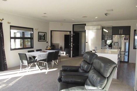 Photo of property in 28 Henderson Drive, Alexandra, 9320