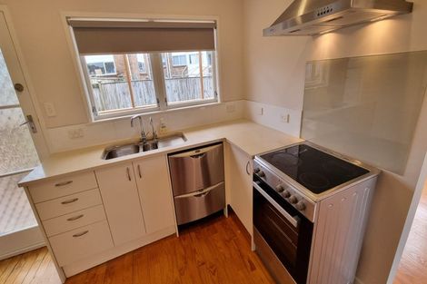 Photo of property in 43 Ramillies Place, Glenfield, Auckland, 0629