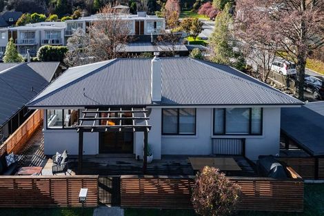 Photo of property in 84 Helwick Street, Wanaka, 9305