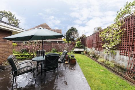 Photo of property in 4 Jensen Court, Hokowhitu, Palmerston North, 4410