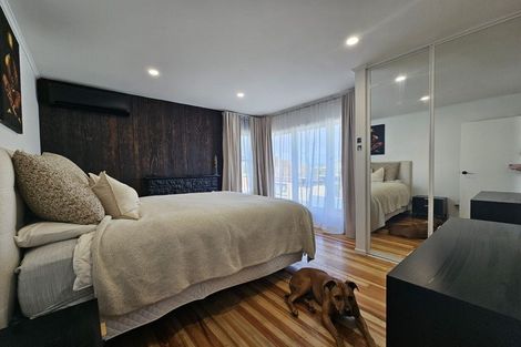 Photo of property in 51a Vodanovich Road, Te Atatu South, Auckland, 0610