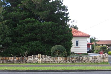 Photo of property in 122 Studholme Street, Morrinsville, 3300