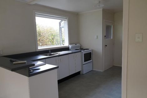 Photo of property in 1 Wakefield Terrace, Tawa, Wellington, 5028
