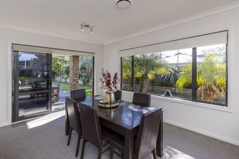 Photo of property in 71 Hillcrest Road, Raumati Beach, Paraparaumu, 5032