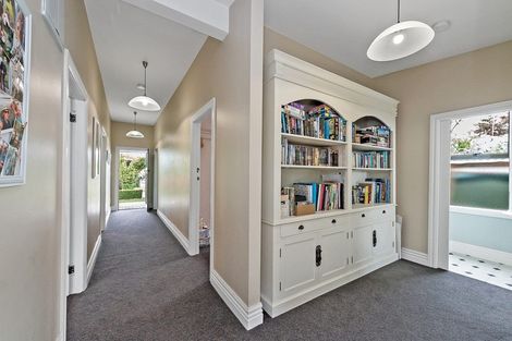 Photo of property in 8 Cross Street, Coalgate, 7673