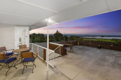 Photo of property in 1/32 Takahe Drive, Cashmere, Christchurch, 8022