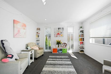 Photo of property in 39 Ruru Street, Cambridge, 3434