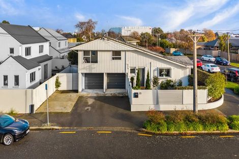 Photo of property in 33 Stoneyhurst Street, St Albans, Christchurch, 8014