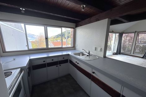 Photo of property in 5e Anderson Heights, Queenstown, 9300