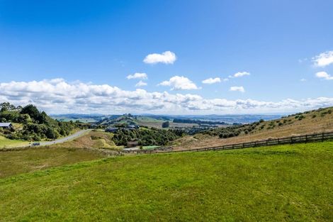 Photo of property in 3 Glendas Way, Acacia Bay, Taupo, 3385