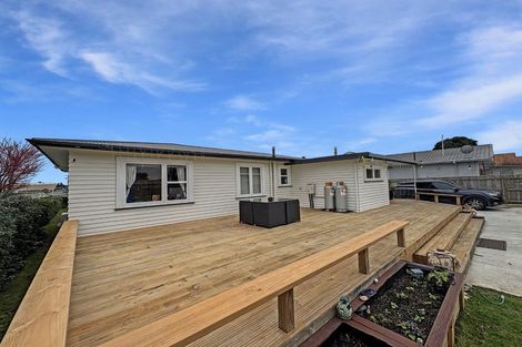 Photo of property in 71 Barraud Street, Dannevirke, 4930