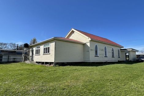 Photo of property in 35 Main Road, Owaka, 9535