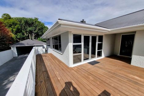Photo of property in 5 Barton Street, Strandon, New Plymouth, 4312