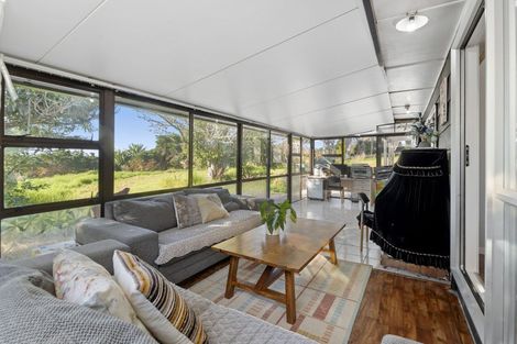 Photo of property in 87 Spur Road, Stillwater, Silverdale, 0993