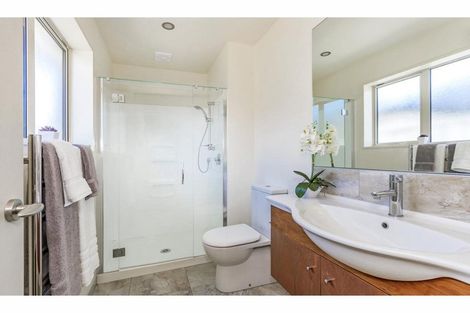 Photo of property in 1 Parklea Avenue, Halswell, Christchurch, 8025