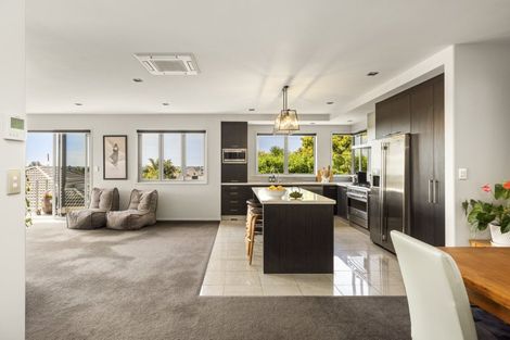 Photo of property in 21 Siemonek Rise, Bethlehem, Tauranga, 3110