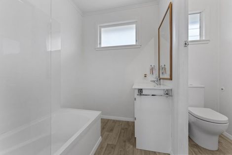 Photo of property in 104 Milson Line, Milson, Palmerston North, 4414