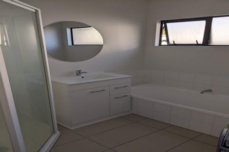 Photo of property in 1b Pollen Street, Johnsonville, Wellington, 6037