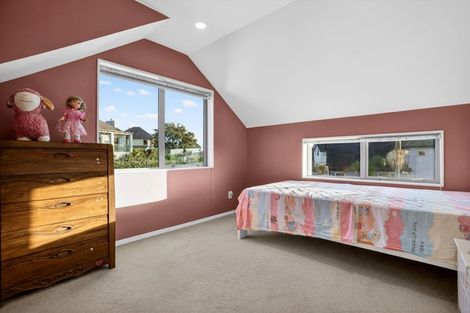 Photo of property in 216 Alec Craig Way, Gulf Harbour, Whangaparaoa, 0930