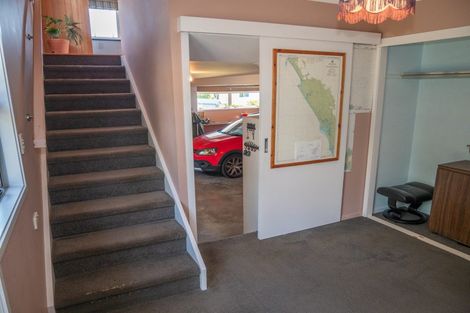 Photo of property in 43 Stratford Drive, Cable Bay, 0420