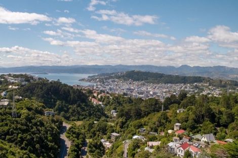 Photo of property in 11 Highbury Crescent, Highbury, Wellington, 6012