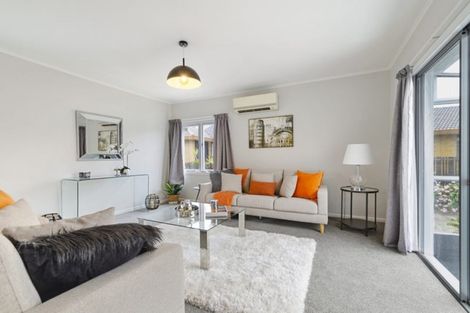 Photo of property in 9 Menary Street, Papakura, 2110