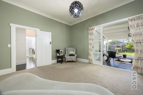 Photo of property in 8 Puriri Street, Helensville, 0800