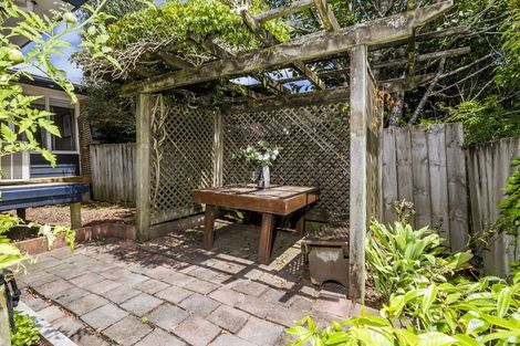 Photo of property in 1/24 Brook Street, Milford, Auckland, 0620