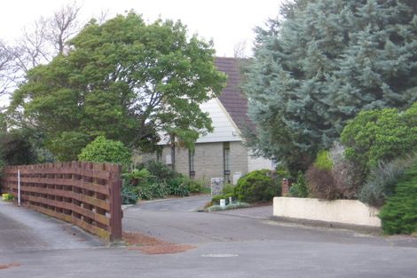 Photo of property in 6 Earl Place, Hokowhitu, Palmerston North, 4410