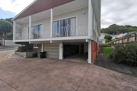 Photo of property in 5 Cherry Grove, Strathmore Park, Wellington, 6022