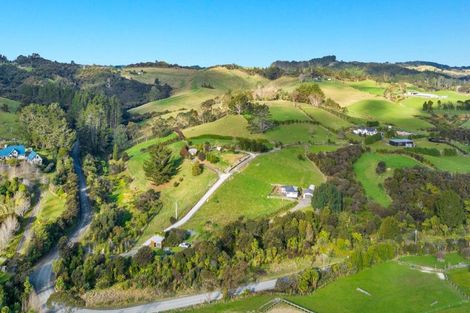 Photo of property in 484 Kanohi Road, Kaukapakapa, 0873