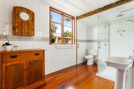 Photo of property in 376 Oaia Road, Muriwai, Waimauku, 0881