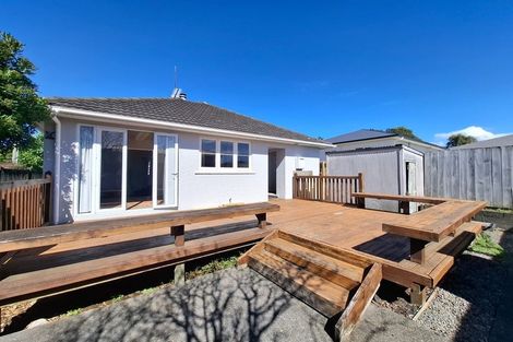 Photo of property in 1/9 Tarahua Road, Vogeltown, New Plymouth, 4310
