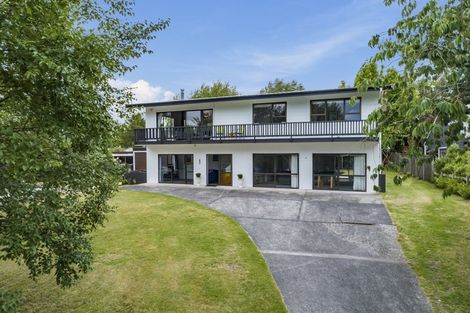 Photo of property in 30 Irwin Place, Kinloch, Taupo, 3377