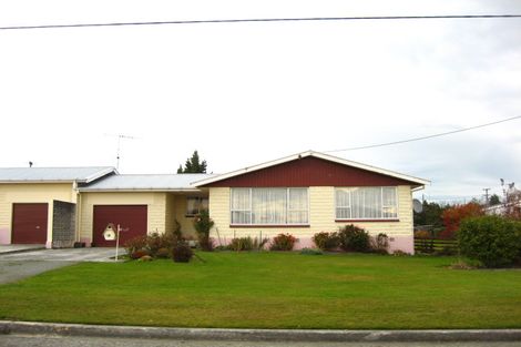 Photo of property in 41 Forest Street, Tapanui, 9522