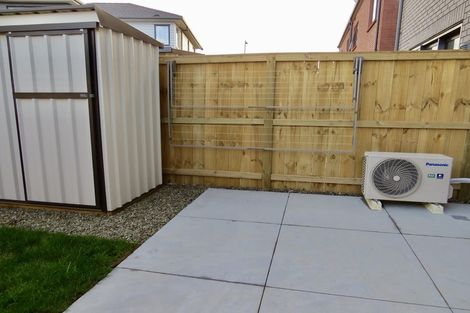 Photo of property in 49 O'meara Street, Swanson, Auckland, 0614