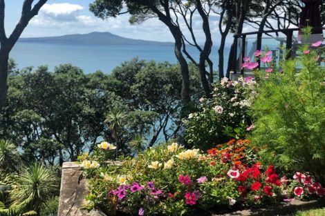 Photo of property in 223 Beach Road, Campbells Bay, Auckland, 0630