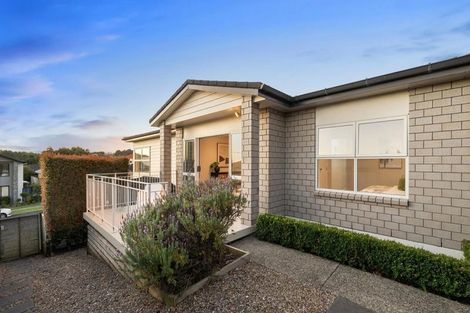 Photo of property in 231 Jeffs Road, Flat Bush, Auckland, 2016