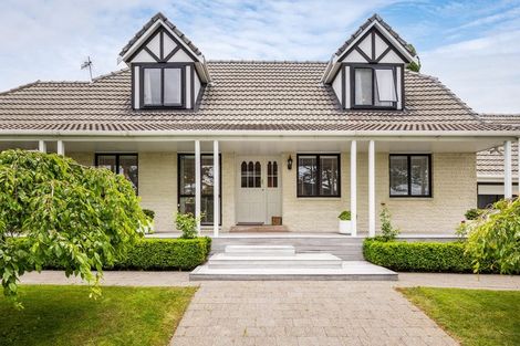 Photo of property in 1 Earl Place, Hokowhitu, Palmerston North, 4410