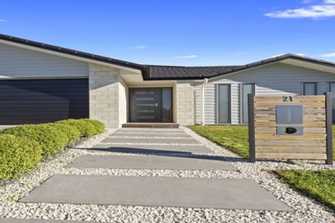 Photo of property in 21 Tuaia Street, Pyes Pa, Tauranga, 3112