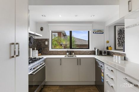 Photo of property in 50 Lagoon Way, West Harbour, Auckland, 0618