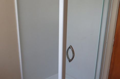 Photo of property in 4/98 Mathesons Road, Phillipstown, Christchurch, 8011