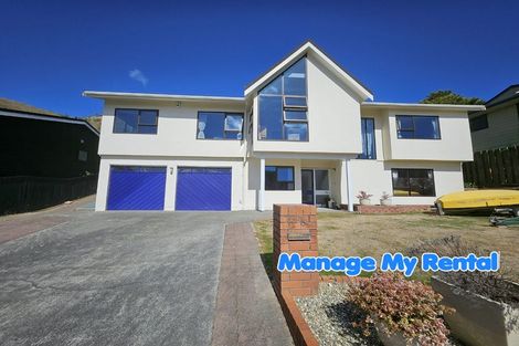 Photo of property in 65 Woodman Drive, Tawa, Wellington, 5028