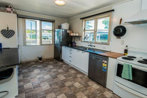 Photo of property in 22 Ward Street, Raetihi, 4632