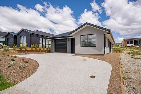 Photo of property in 201 Aubrey Road, Wanaka, 9305